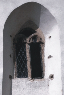 Příseka - zničené okno kostela
